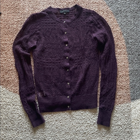 Feminine Ann Taylor XS Fine Weave Aubergine Cardigan 43% Mohair Vintage 90s - Picture 2 of 5